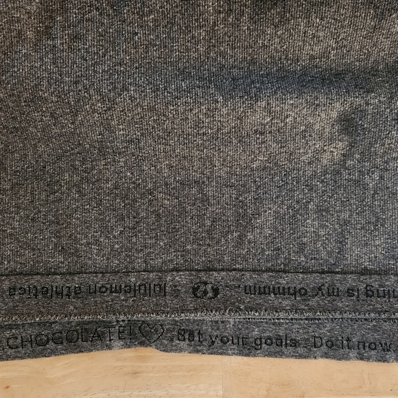 Lululemon Swiftly Tech V Neck - Picture 2 of 6